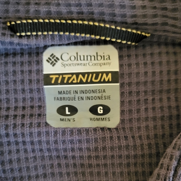 Columbia Titanium Men's Large S/S Shirt Dark Gray - Picture 3 of 6
